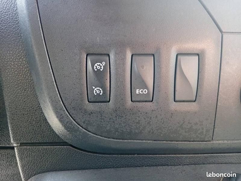 Renault Master PlanCb 14 900 HT L3H2 2.3 dCi 110ch Grand Confort HAYON (image 12)