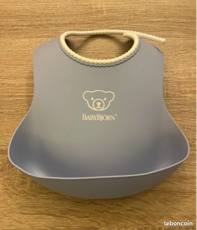 Bavoir Babybjörn neuf (image 1)