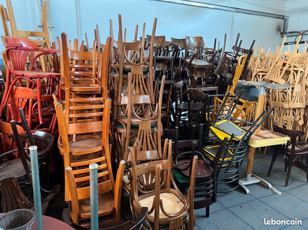 Tables et chaises bistrot (image 1)