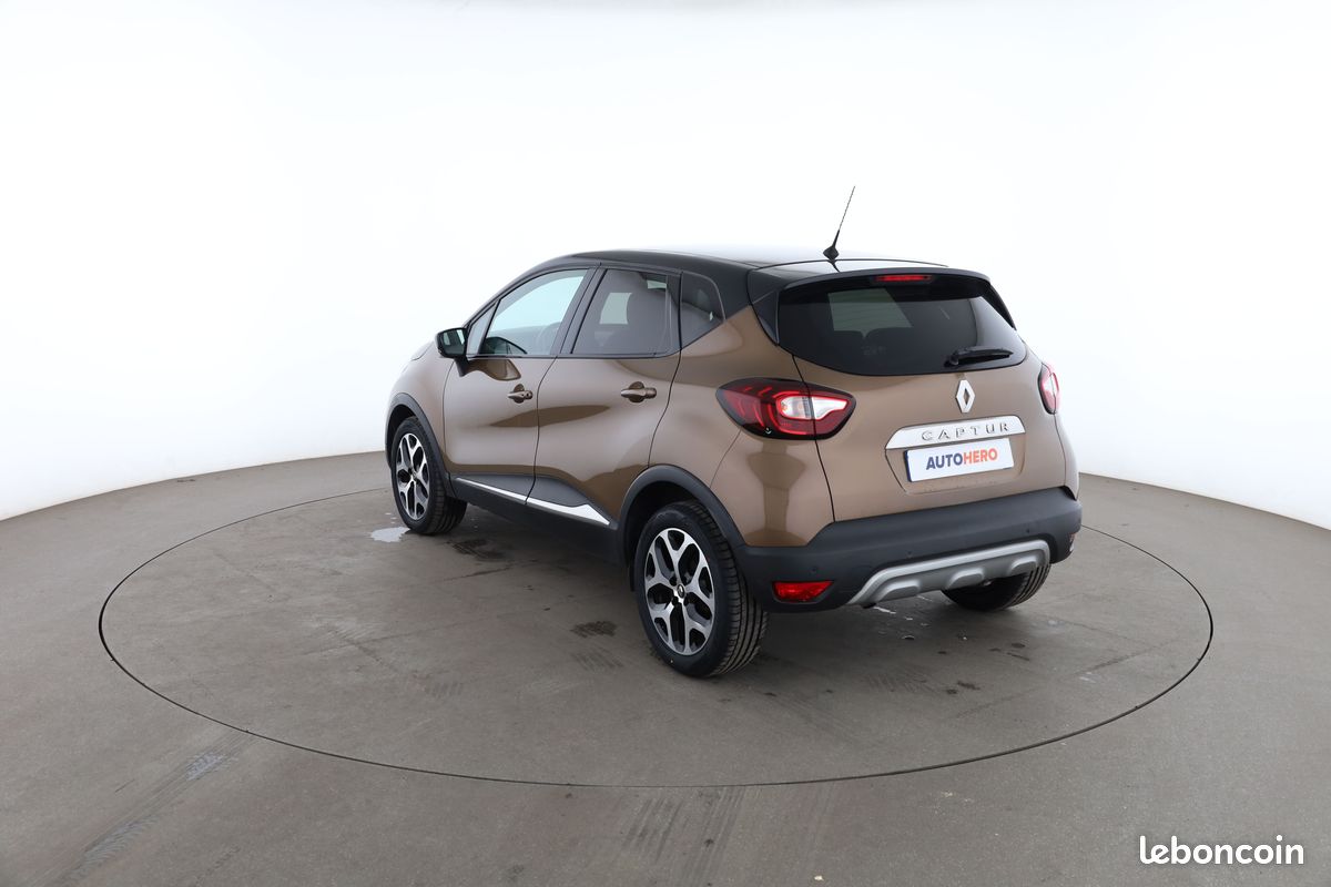Renault Captur 1.5 dCi Energy Intens 90 ch (image 2)
