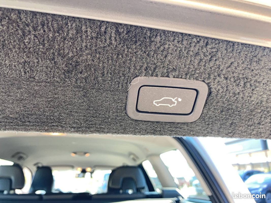 VOLVO V70 D4 181 ch Stop&Start Momentum Geartronic A (image 11)