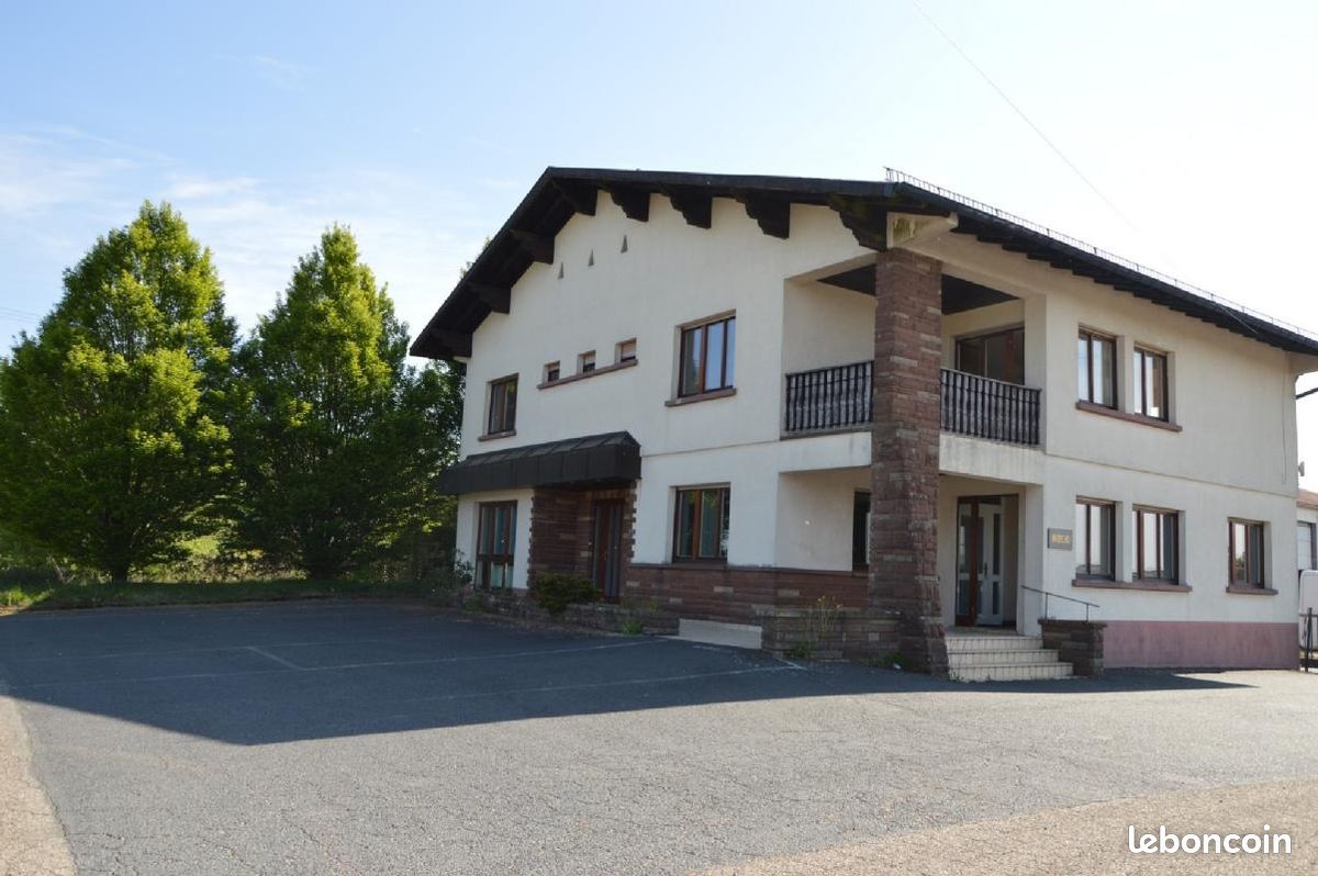Maison 9 pièces 211 m² · à Goetzenbruck · 211 m² · 217 000 €