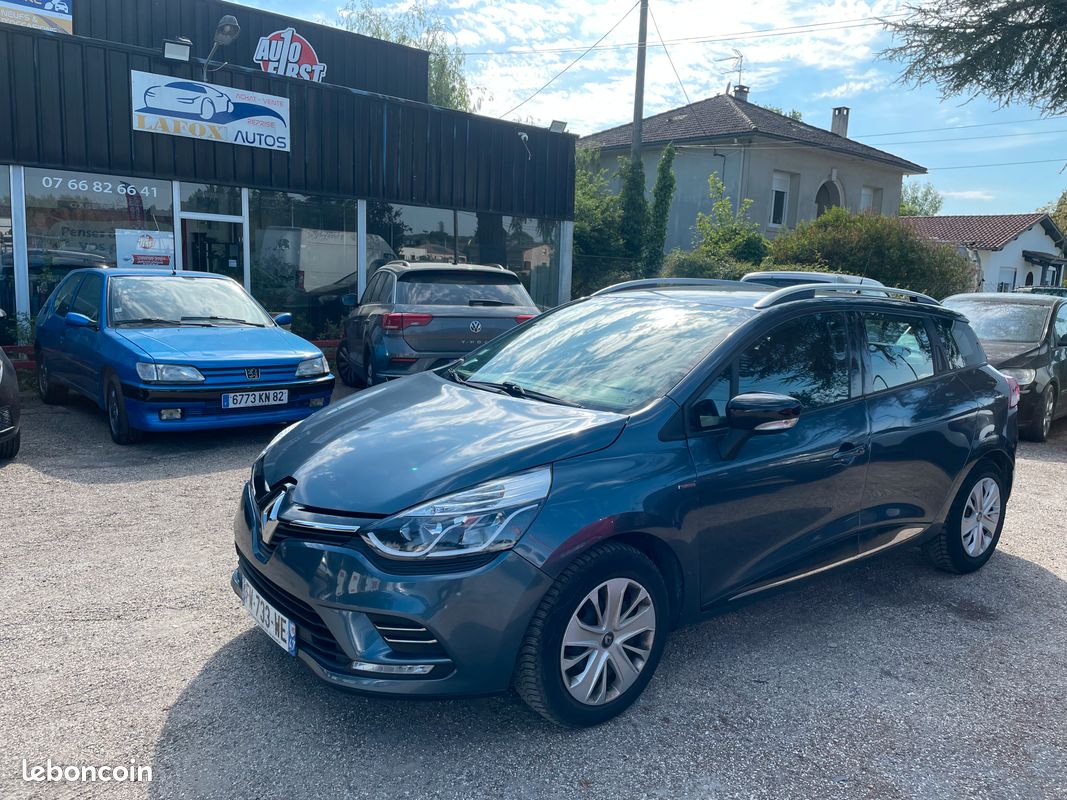 Renault clio (image 1)