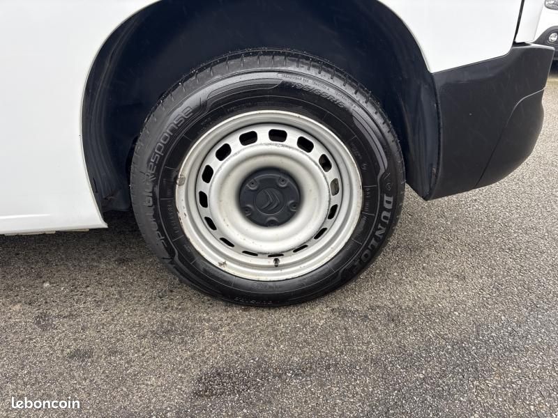 Citroen Berlingo Van M 650kg BlueHDi 100 Cabine Extenso 3 places Pack Driver Connect / GALLERIE / 12 (image 5)