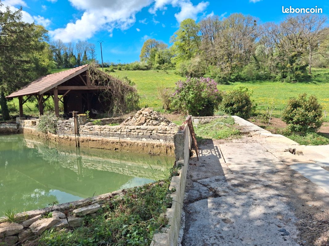 Terrain constructible viabilisé · à Montigny-Montfort · 70 000 €
