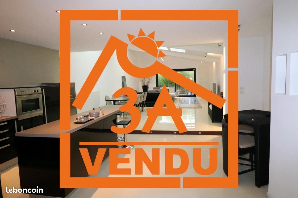 Maison 7 pièces 181 m² · à Téteghem-Coudekerque-Village · 181 m² · 343 000 €