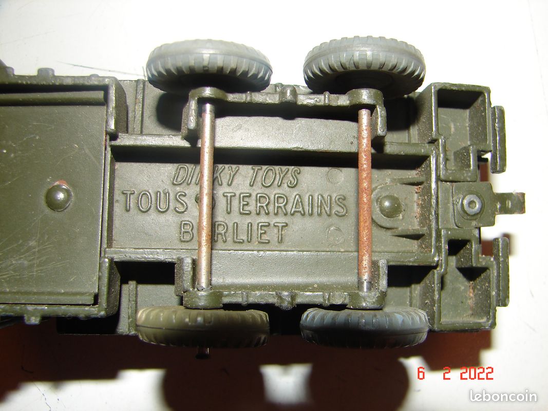Miniature Dinky Toys 80D - BERLIET Tous Terrains 6x6 Bâché