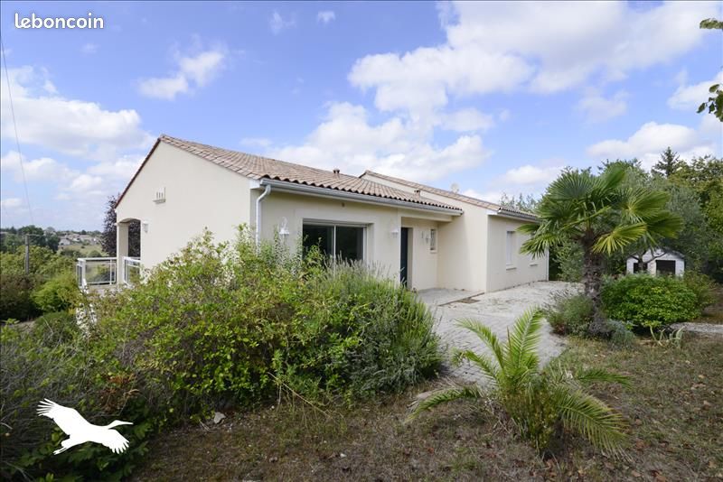 Pavillon 7 pièces 157 m² - Nersac 16440 (image principale 0)
