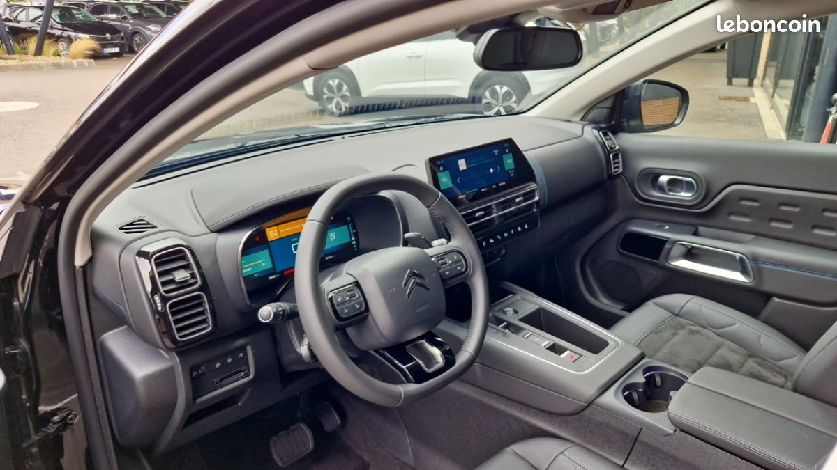 Citroën C5 Aircross Hybride rechargeable 180 e-EAT8 MAX (image 16)