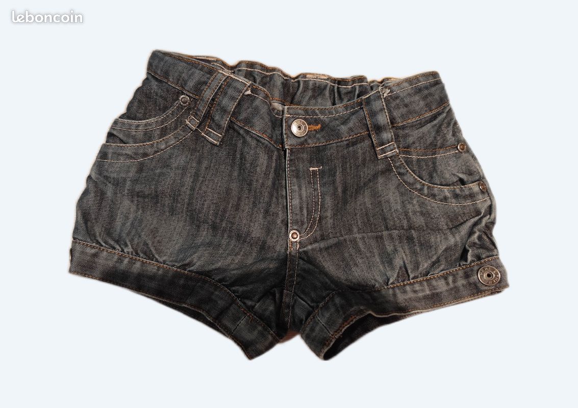 Short (image 1)