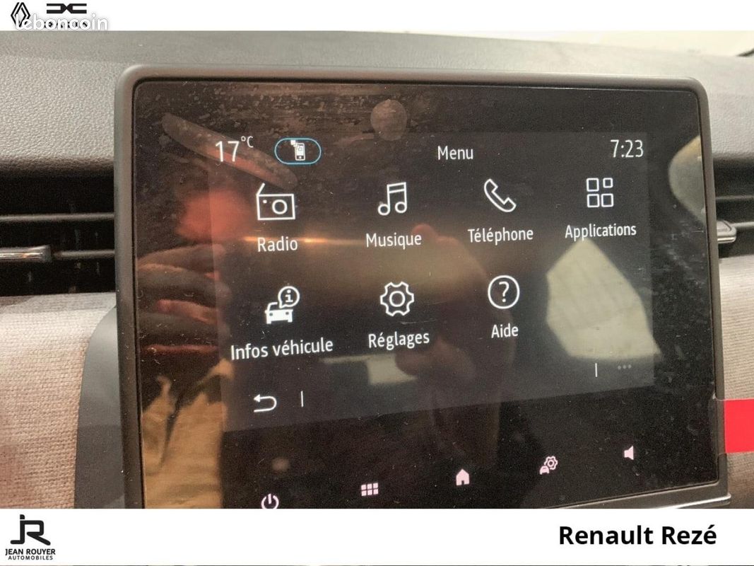 Renault Clio 1.0 TCe 90ch Evolution - 25 (image 23)