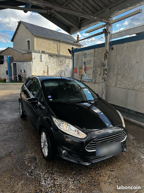 Ford fiesta 1.0 ecoboost 125ch (image 1)