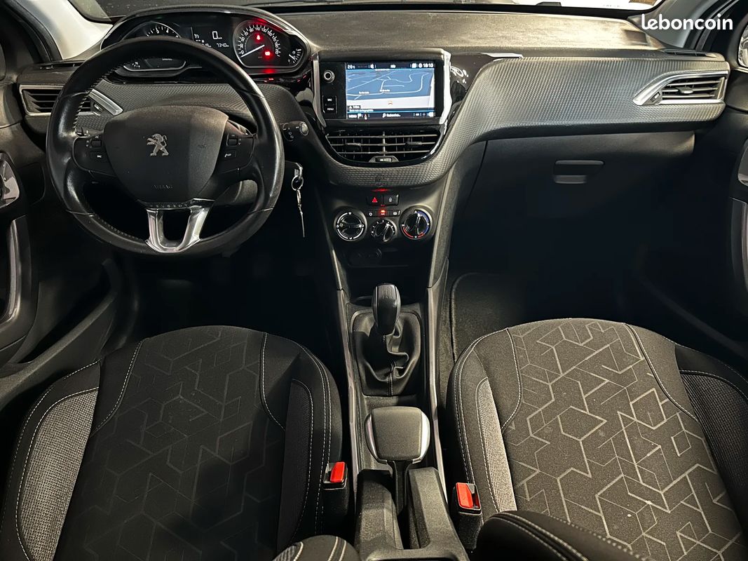 Peugeot 2008 Style 1.2 VTI 82ch - Apple Carplay - KIT DISTRIBUTION OK (image 11)