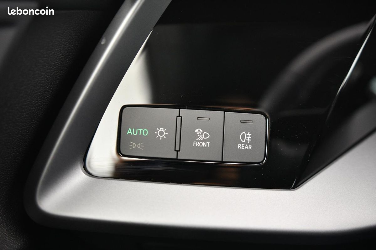 AUDI A3 SPORTBACK TFSI 116 S tronic 7 Advanced FULL LED/CARPLAY/RADAR AV-AR (image 21)