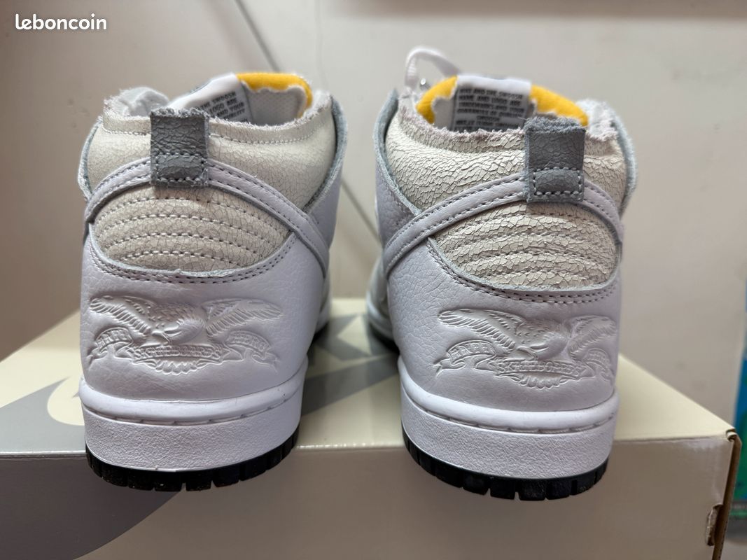 Nike SB Dunk High x Antihero Chaussures