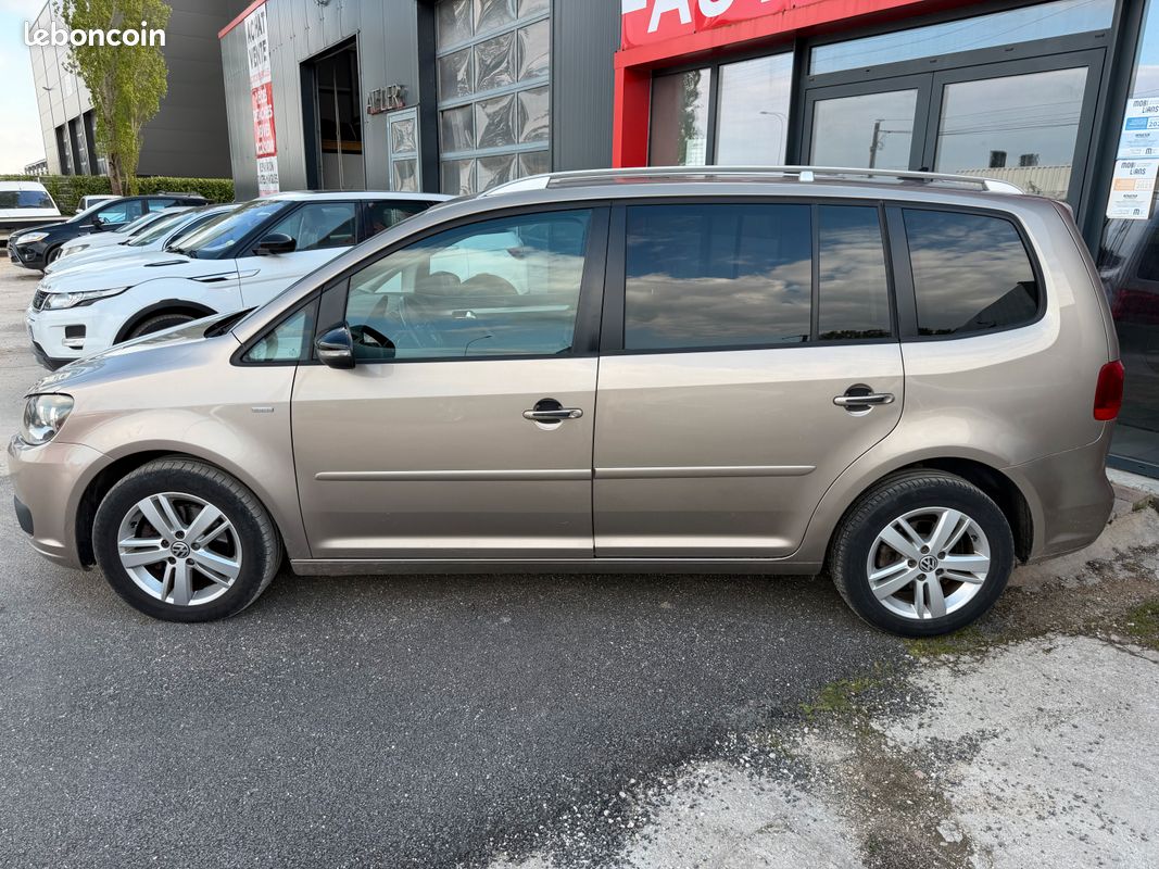 Volkswagen touran i phase 3 match 1.6 tdi 105 cv (image 2)