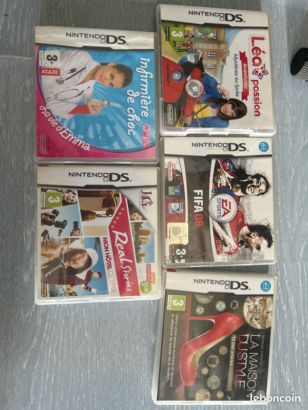 Lot de 5 Boîtes Nintendo Ds sans jeux (image 1)