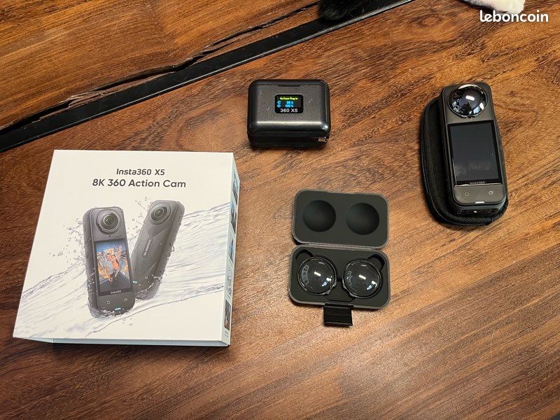 Insta360 X5 avec accessoires (image 1)