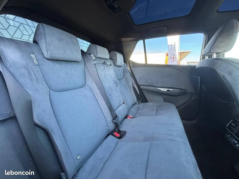 Lexus RZ 500e Executive MC26 (image 23)