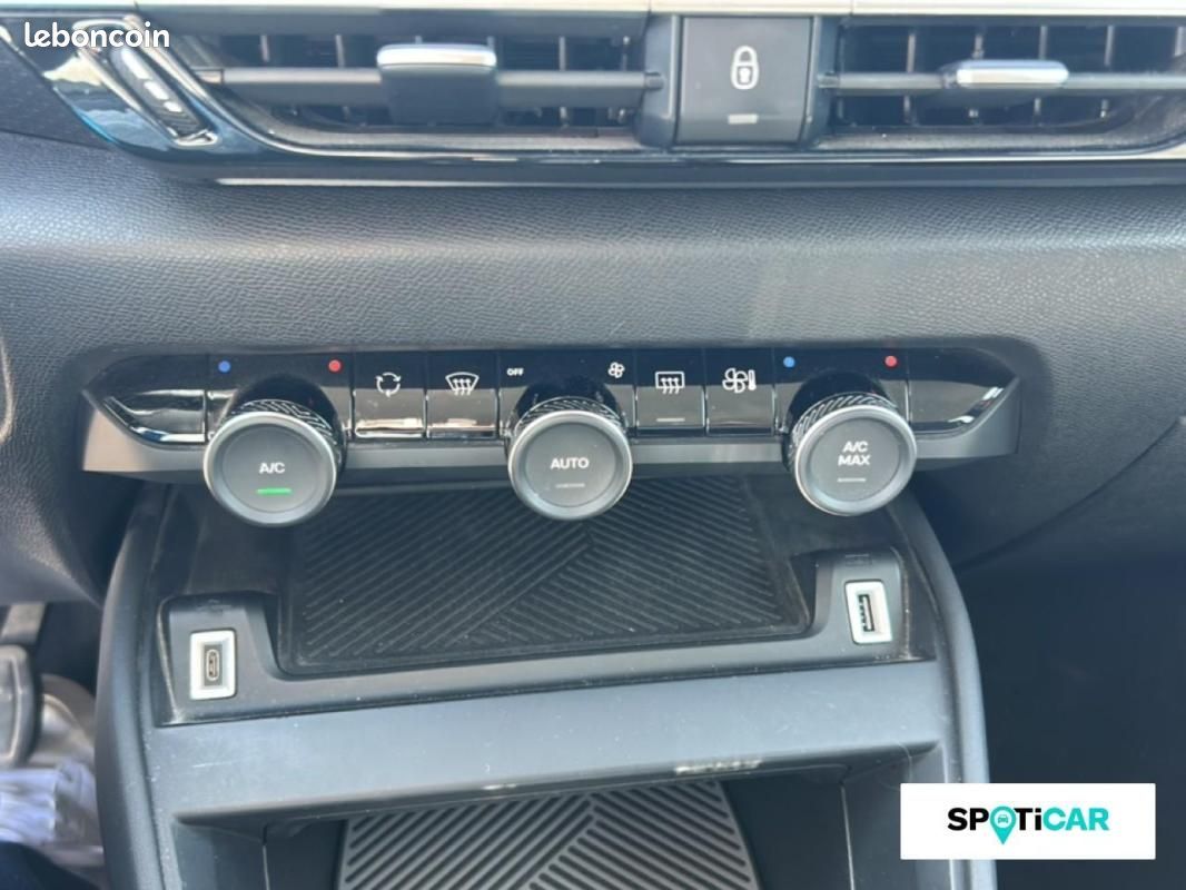 Citroën E-C4 136 ch Automatique Feel Pack (image 16)