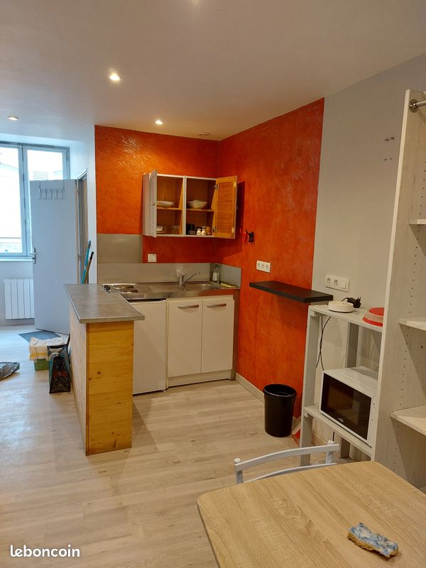 Appartement 1 pièce 23 m² · à Poligny · 23 m² · 340 €/mois