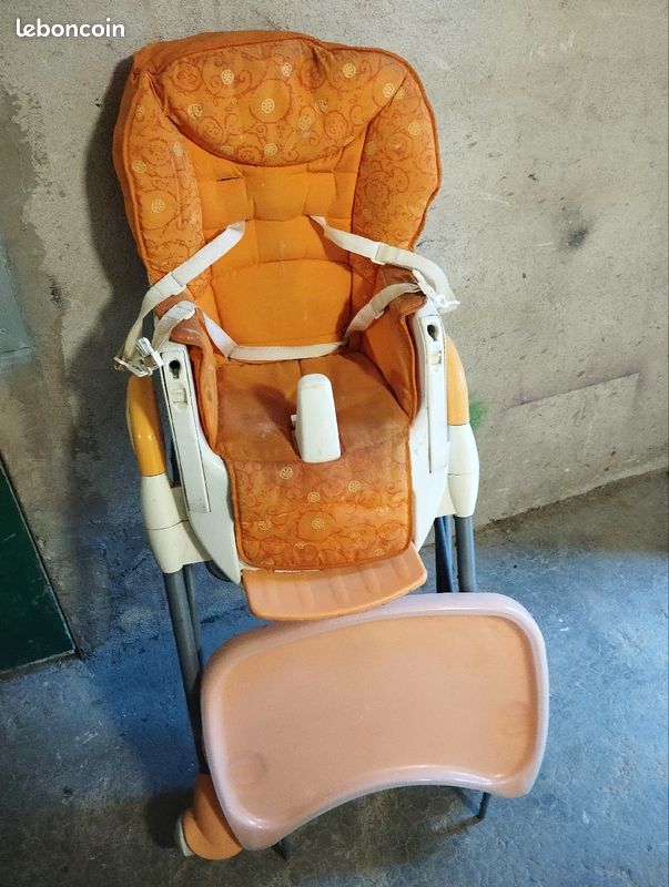 Chaise haute bebr (image 1)