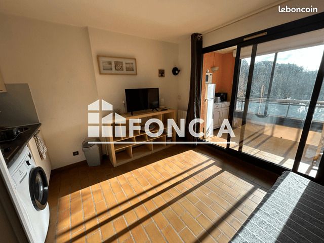 Appartement 1 pièce 18 m² · à Six-Fours-les-Plages · 18 m² · 560 €/mois