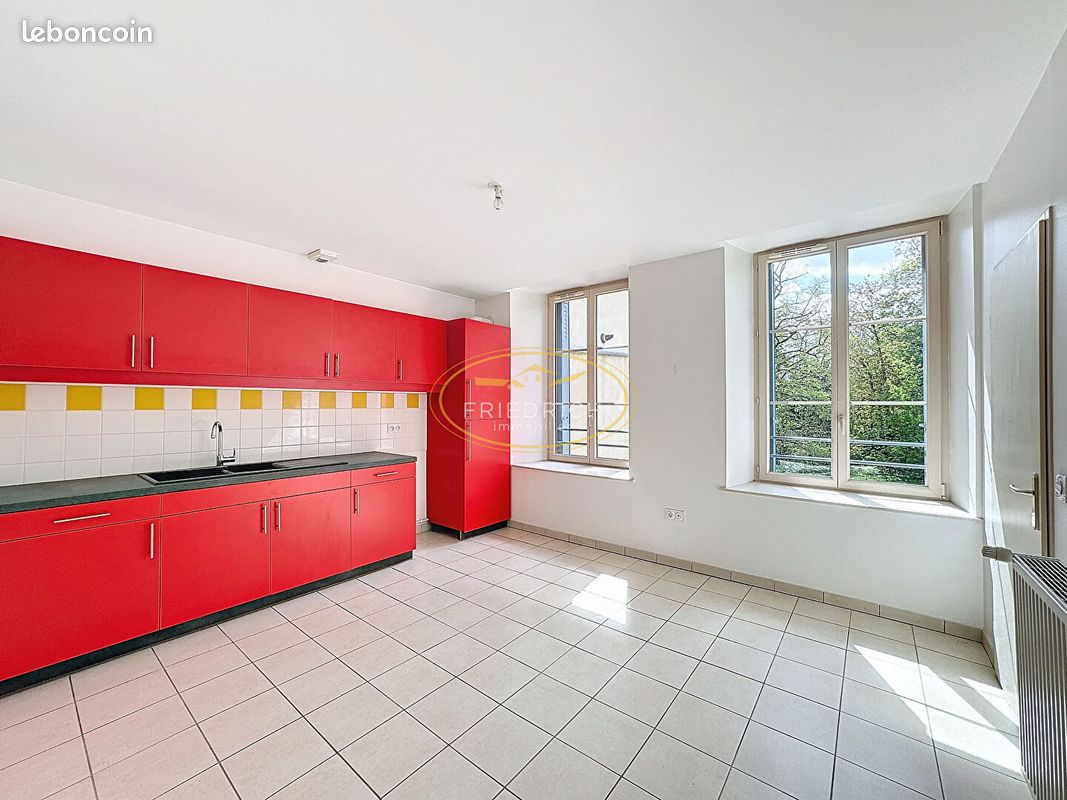 Appartement 4 pièces 112 m² · à Commercy · 112 m² · 680 €/mois