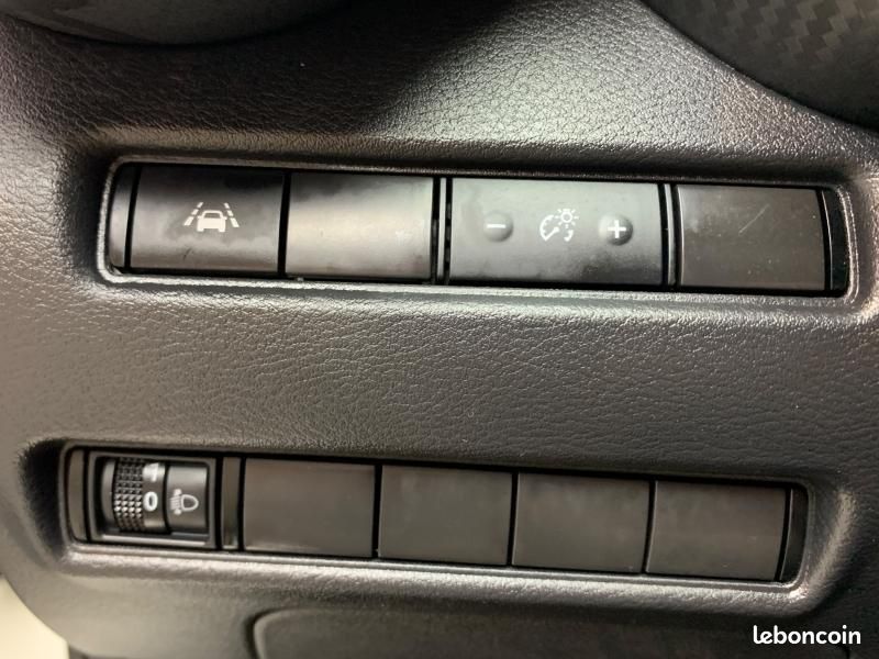 Nissan Juke 1.6 Hybrid 143ch N-Connecta 2022.5 (image 6)