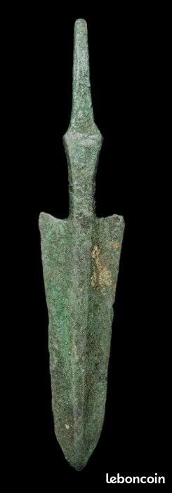 Pointe de flèche scythe en bronze Scythes 6-4 siècle avant J.-C. époque des Scythes - France