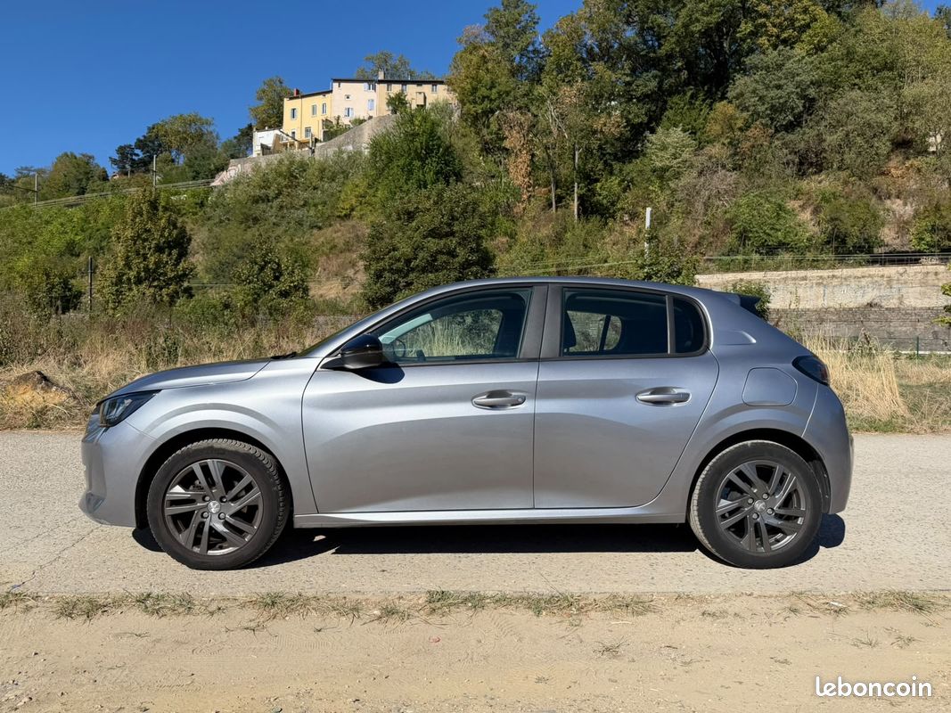 Peugeot 208 1,2 Puretech 75ch buisness (image 6)