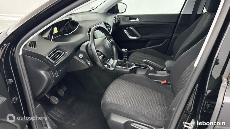 Peugeot 308 1.5 BlueHDi 100ch S&S Style (image 12)