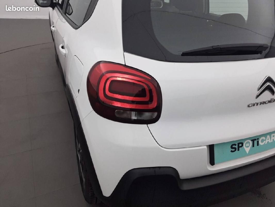 Citroën C3 PureTech 83 ch BVM5 - Plus (image 17)