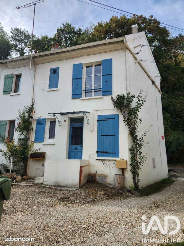 Maison 3 pièces 50 m² · à Saint-Jean-les-Deux-Jumeaux · 50 m² · 80 000 €