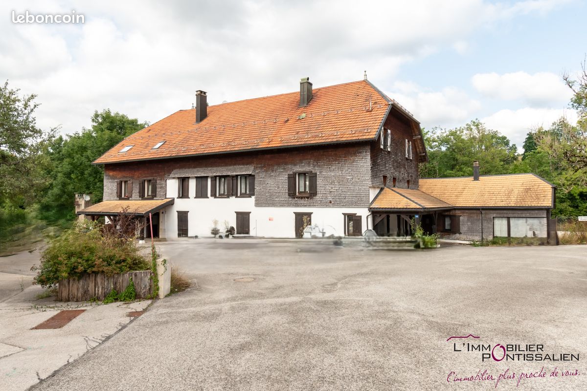 Appartement 4 pièces 91 m² · à Bonnevaux · 91 m² · 137 800 €