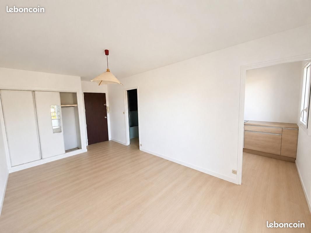 Appartement 1 pièce 22 m² · à Talence · 22 m² · 820 €