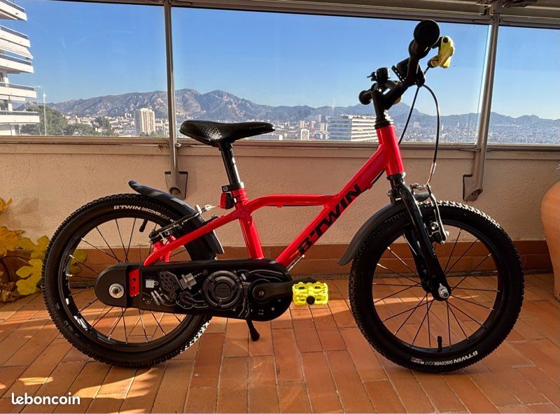 Vélo B’Twin 16 pouces en Aluminium (image 1)