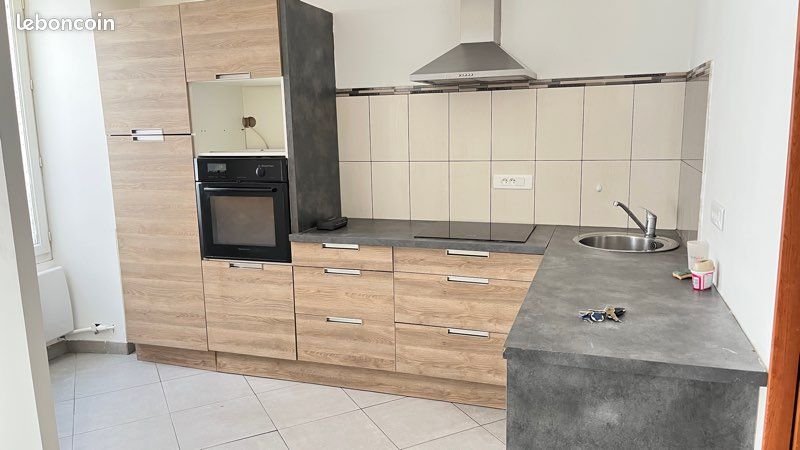 Maison 4 pièces 110 m² · à Oraison · 110 m² · 780 €/mois