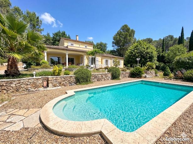 Maison 6 pièces 145 m²