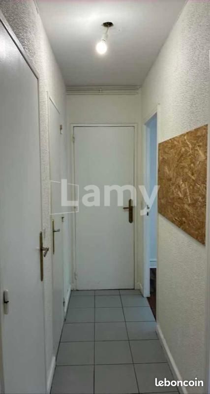 Appartement 3 pièces 55 m² · à Oullins-Pierre-Bénite · 55 m² · 714 €