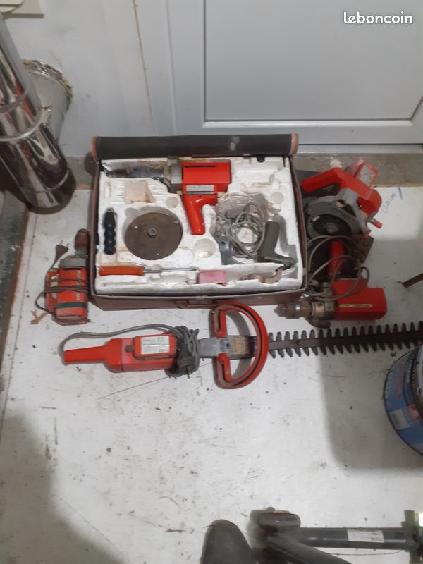 Outillage peugeot vintage (image 1)