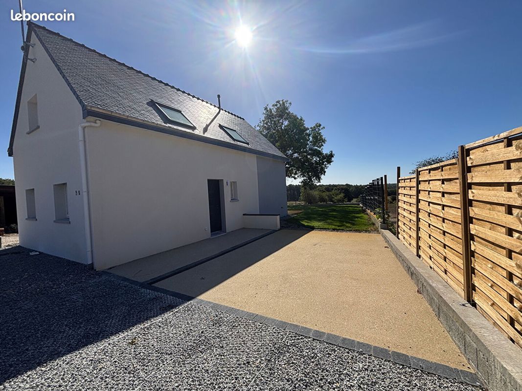 Maison 5 pièces 91 m² · à Locoal-Mendon · 91 m² · 1 206 €/mois
