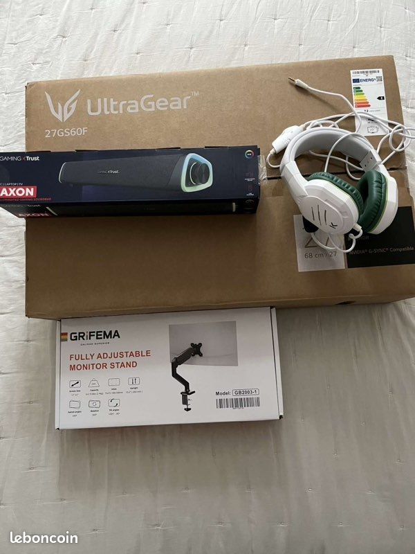 Écran LG UltraGear 27”+ accessoires- Excellent État (image 1)