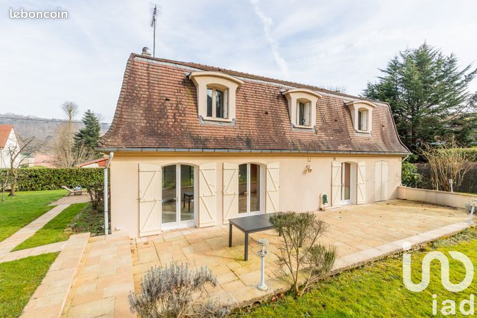 Maison 6 pièces 140 m²