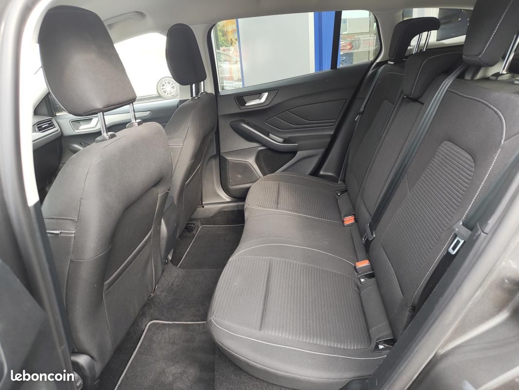 Ford Focus IV 1.0 ECOBOOST 125ch TITANIUM (image 8)