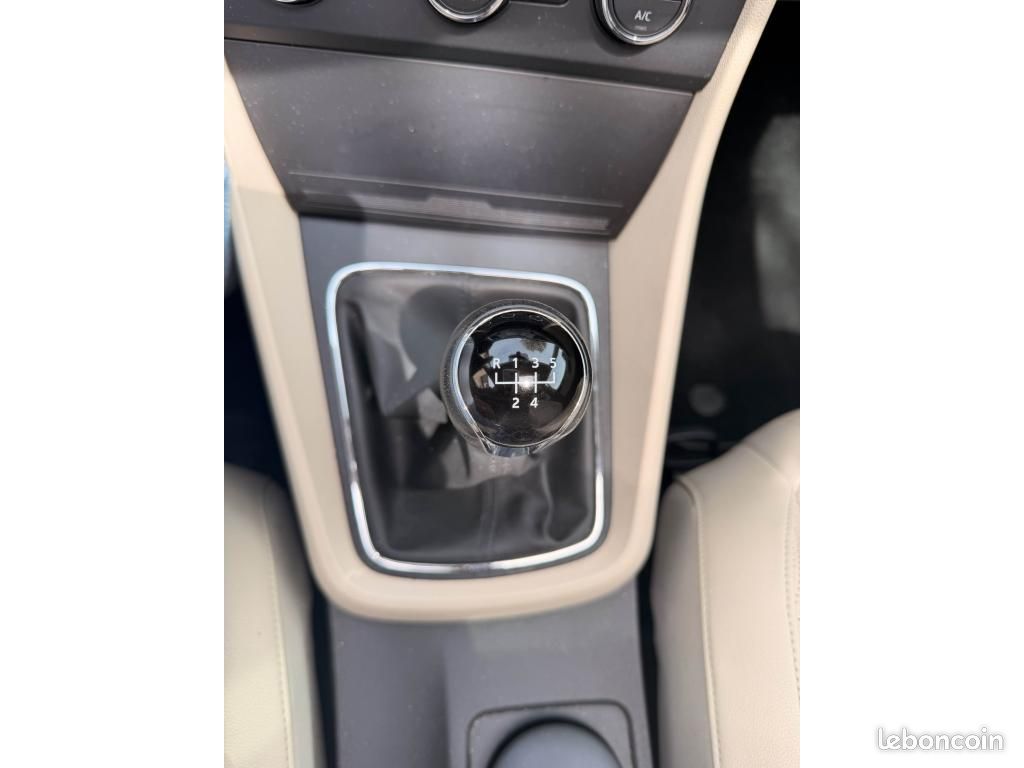 SEAT LEON 1.6 TDI 105ch CR Style / Toit Ouvrant - Distribution OK (image 23)