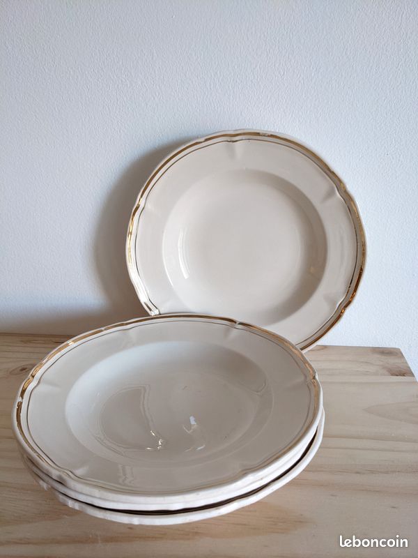 Lot de 4 assiettes creuses vintage écrues et dorées MBFA Pornic (image 1)