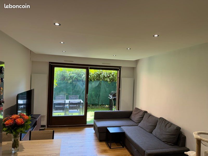 Appartement 2 pièces 42 m² · à Collonges-sous-Salève · 42 m² · 1 650 €