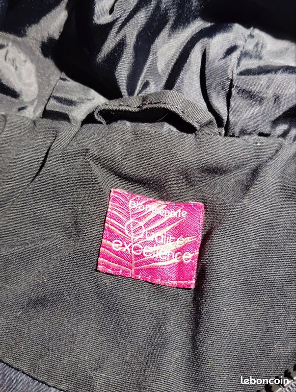 Veste à capuche noir blanche porte taille L Vêtements