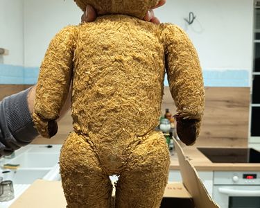 Peluche Ancienne Ours N°S320 – Membre Articulé, Vintage 40cm – Yeux En Verre Strié – Super état Avec Vetement Laine Fleuri